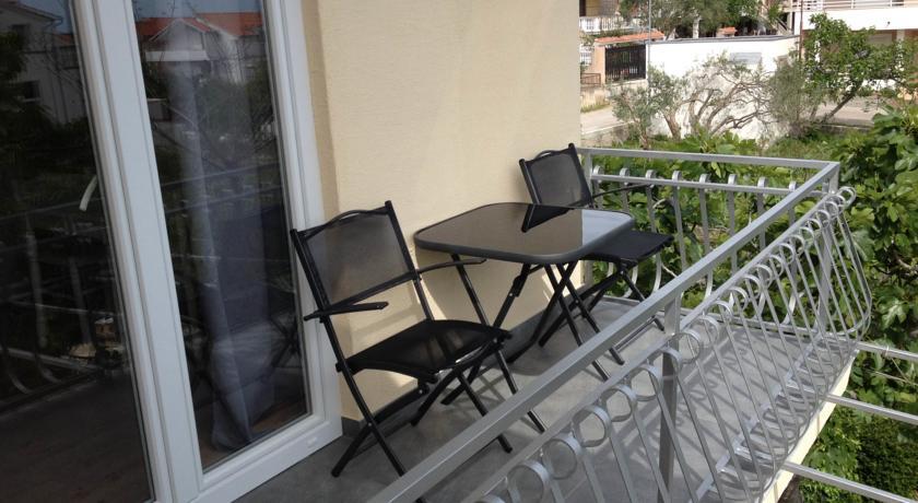 Apartment Udovicic Vodice Rom bilde