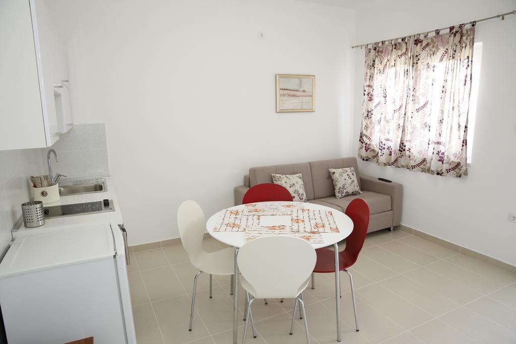Apartment Udovicic Vodice Rom bilde