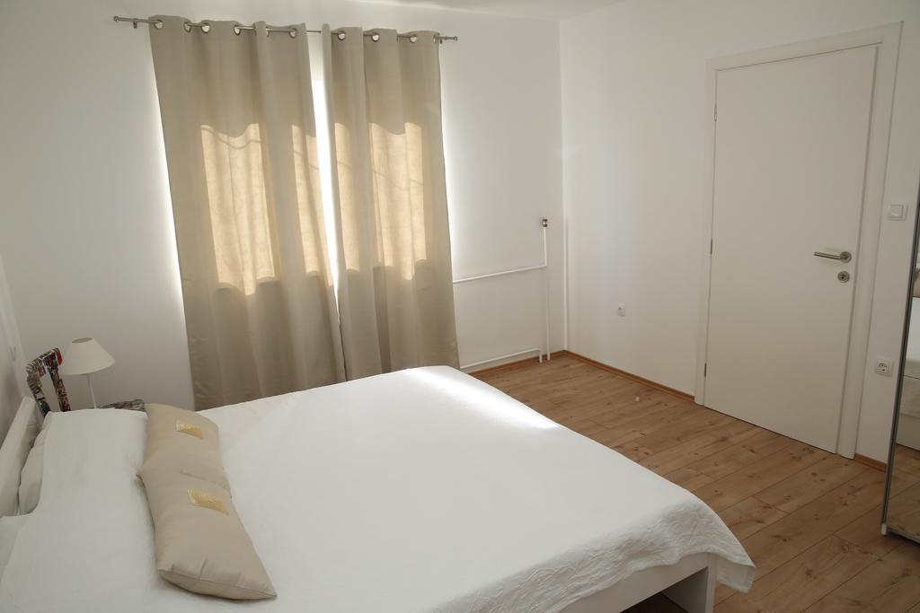 Apartment Udovicic Vodice Rom bilde
