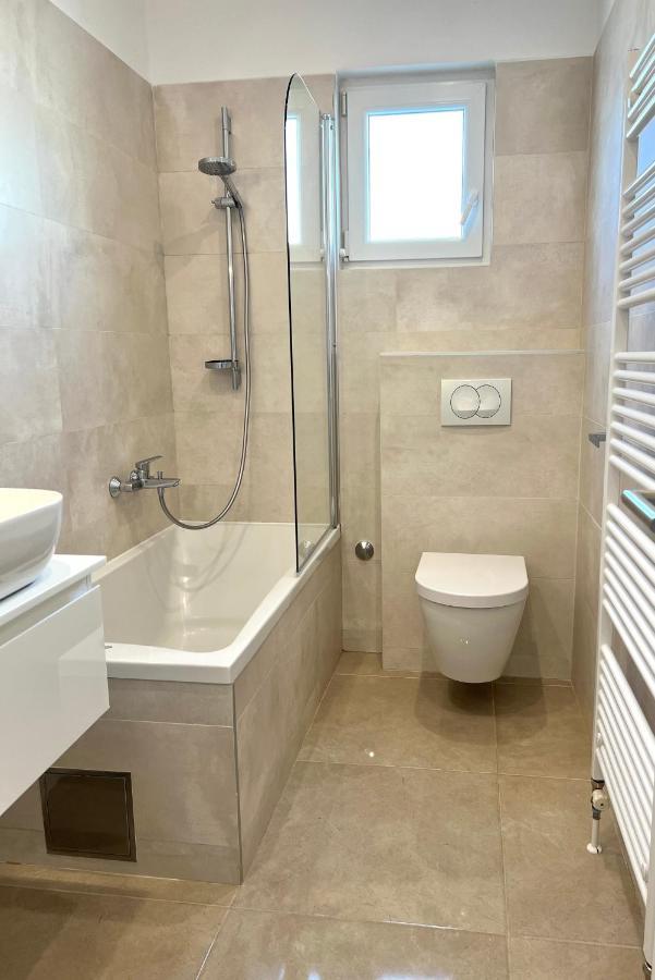 Apartment Udovicic Vodice Eksteriør bilde