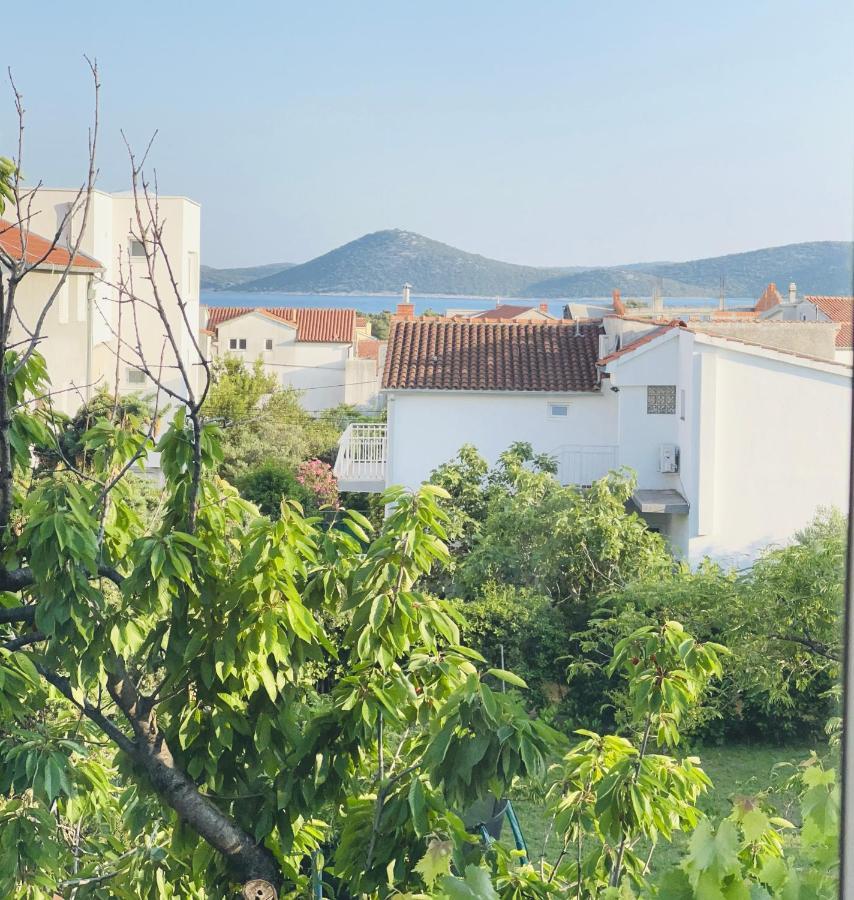 Apartment Udovicic Vodice Eksteriør bilde